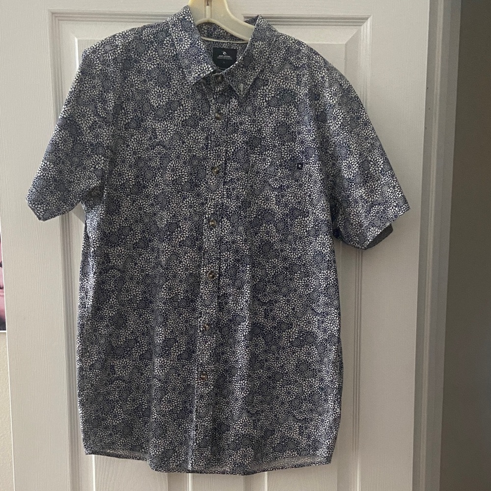 Rip Curl Navy and White Patterned Button Down Shirt